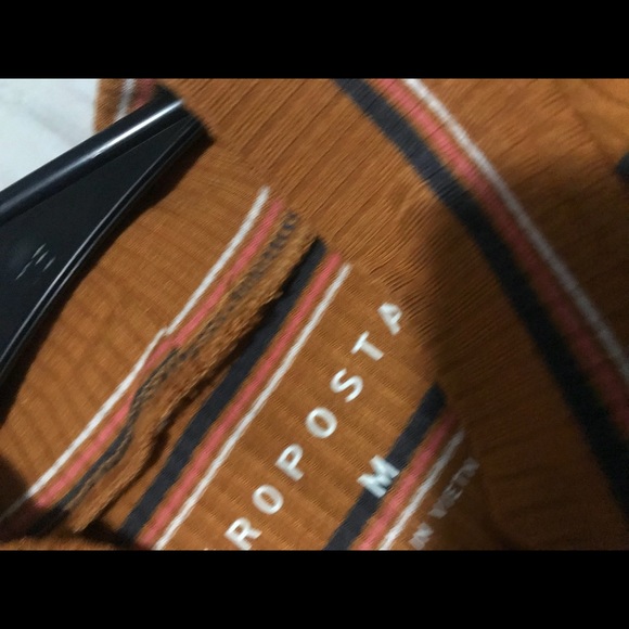 Stripped sleeveless shirts - Picture 3 of 3